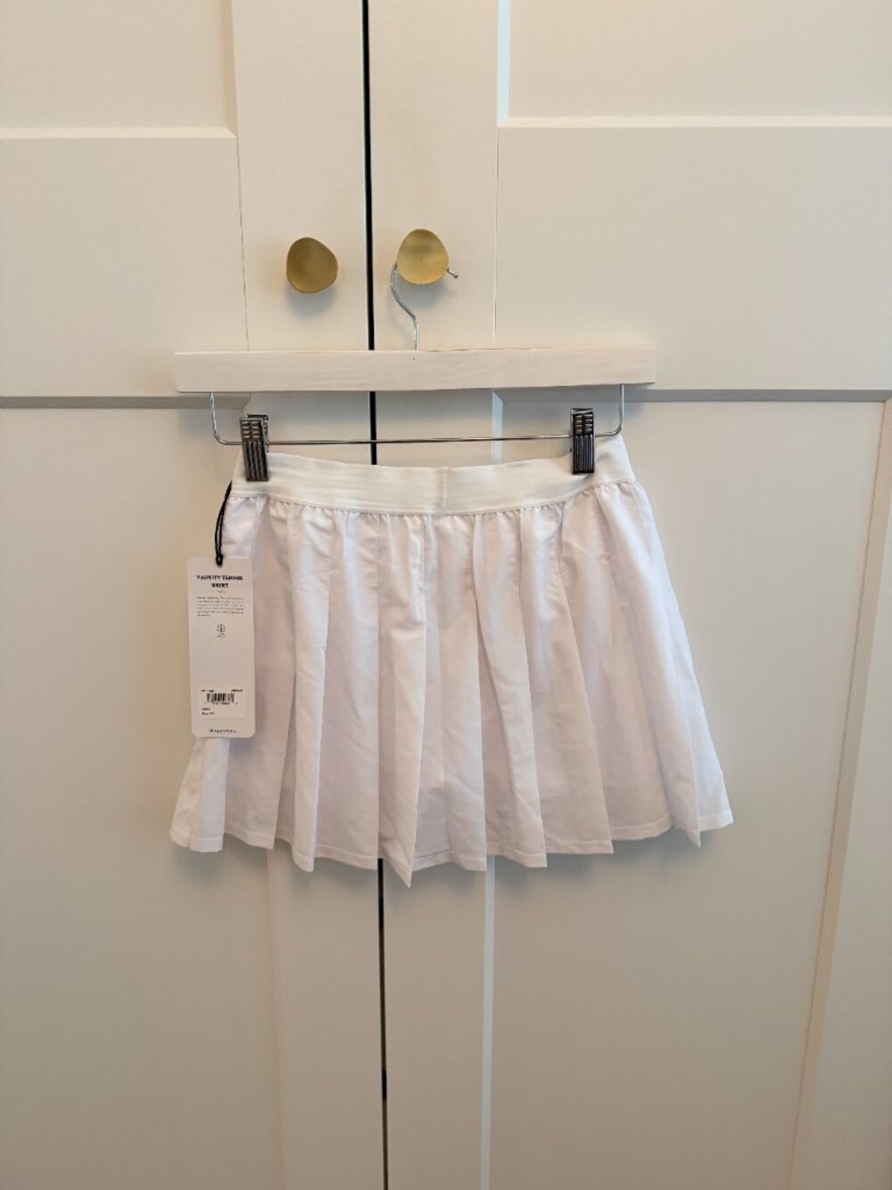 BNWT Alo Yoga Varsity Tennis Skirt X-Small - White - Picture 10 of 11